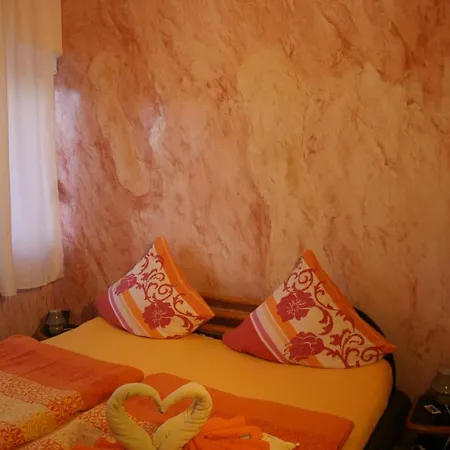 Incity Living In 2 Apartment *