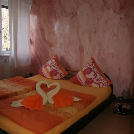 Incity Living In 2 Apartment *