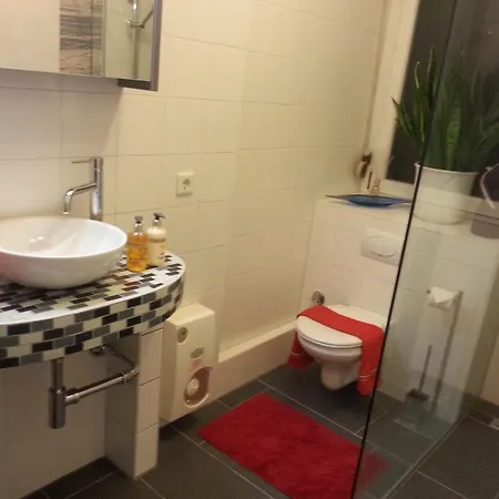 Incity Living In 2 *